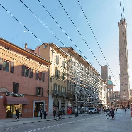 Bologna Piazza Del Nettuno Apartment Bagian luar foto