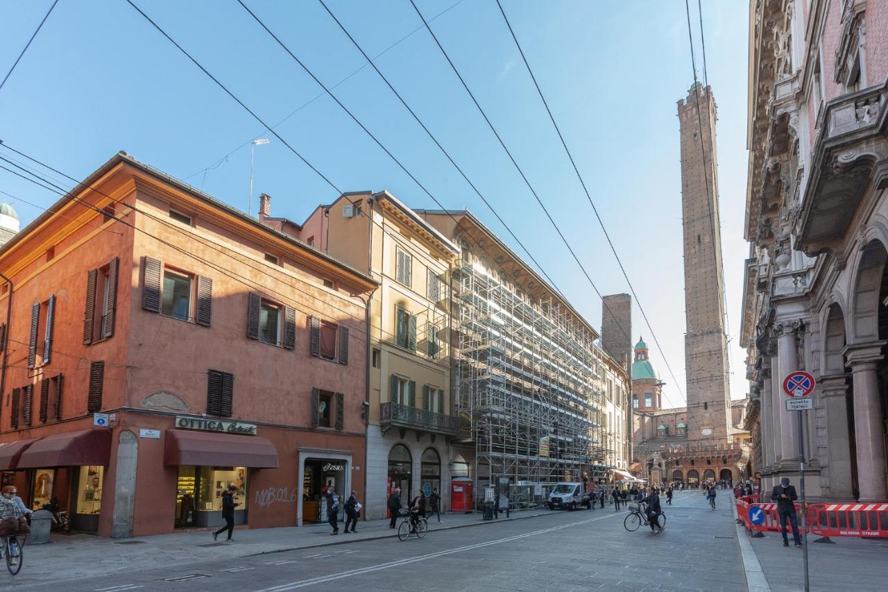 Bologna Piazza Del Nettuno Apartment Bagian luar foto