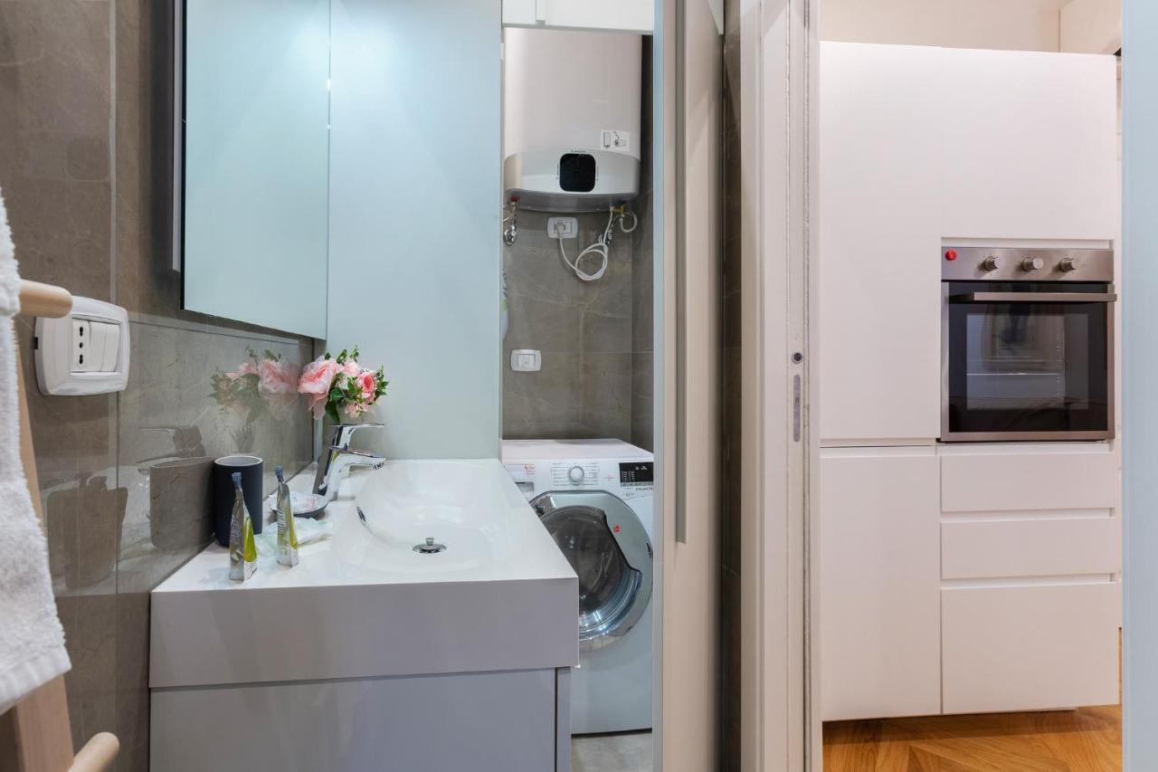 Bologna Piazza Del Nettuno Apartment Bagian luar foto