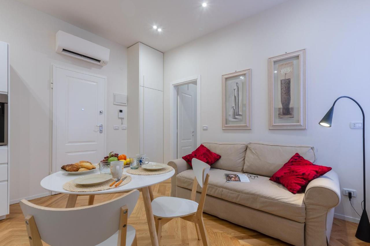 Bologna Piazza Del Nettuno Apartment Bagian luar foto