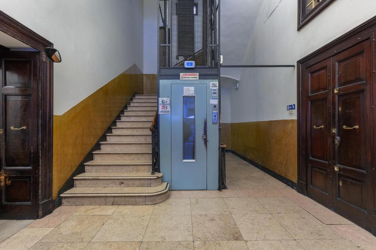 Bologna Piazza Del Nettuno Apartment Bagian luar foto